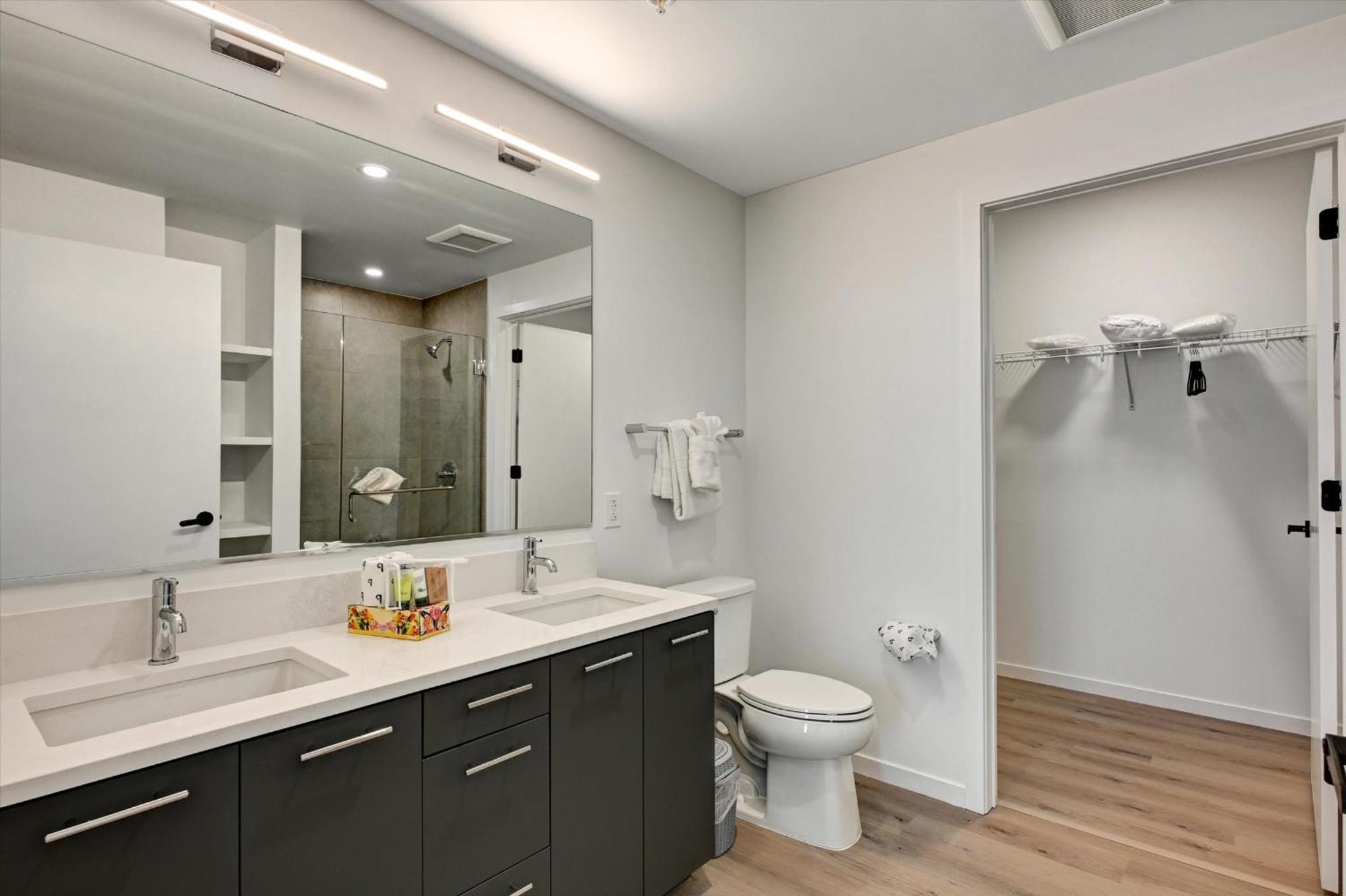 רסטון Global Luxury Suites At Town Center מראה חיצוני תמונה